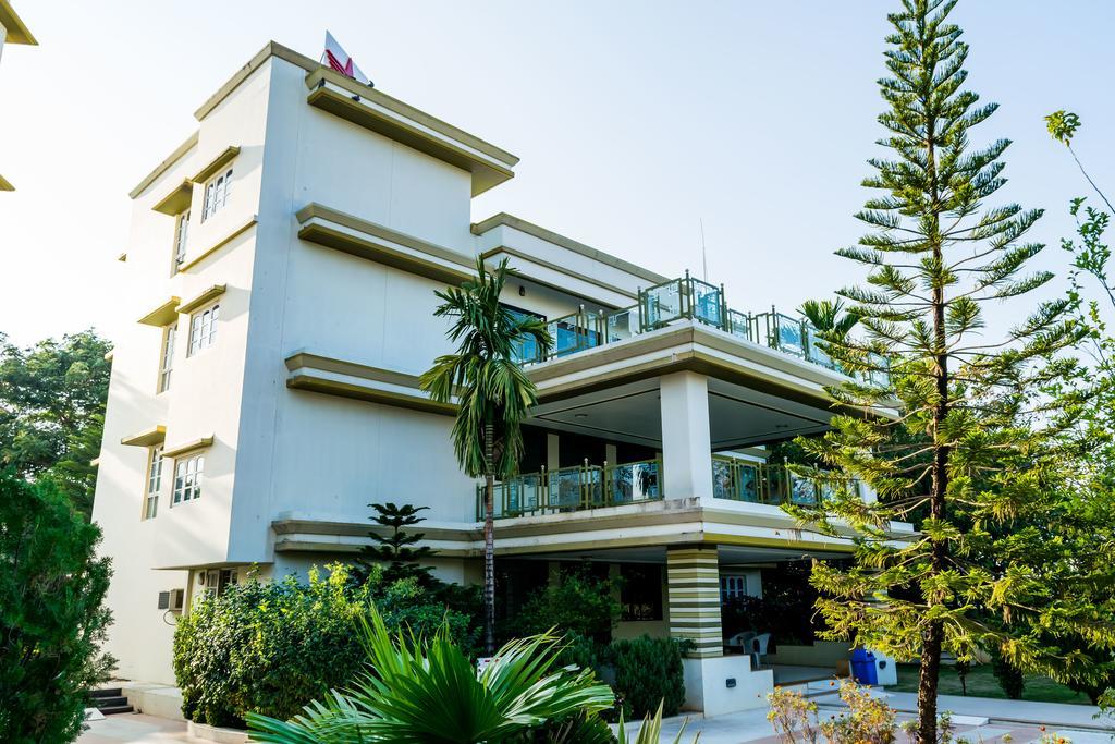 Amidhara Resort Sasan Gir Exterior foto